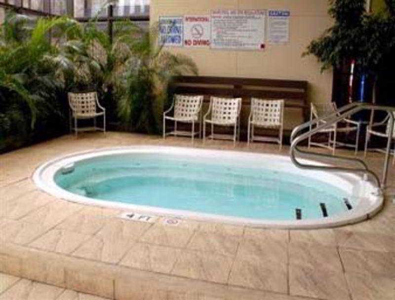 Ramada Columbia/Fort Jackson Area Exterior foto